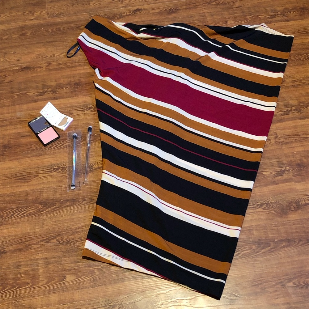 👗 Bebe Asymmetrical Sample Dress Size Small 👗